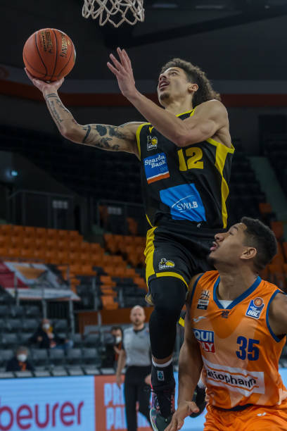 和士气的两 和士气的两