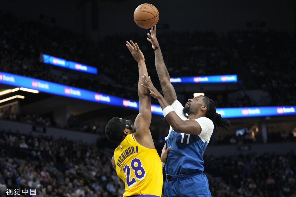 表现出色 表现出色